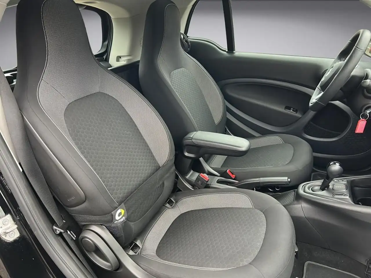 smart forTwo 2023 — фото 12