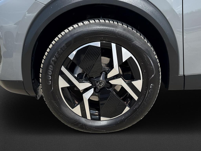 Peugeot 2008 Neuer 2008 GT PureTech 130 EAT8 — photo 9