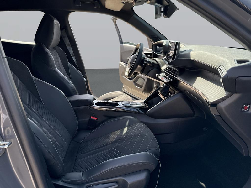 Peugeot 2008 Neuer 2008 GT PureTech 130 EAT8 — photo 12