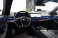 BMW M5 xDrive G99! B&W / HUD / ACC / 360 / Frozen / Pano! Gris - thumbnail 29