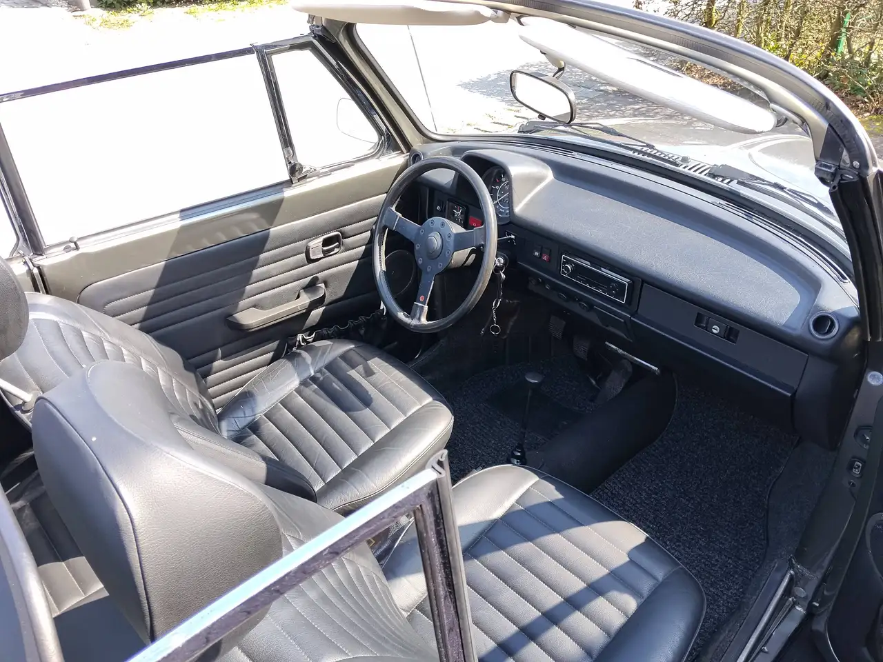 Volkswagen Käfer Cabrio 1303, foto 7