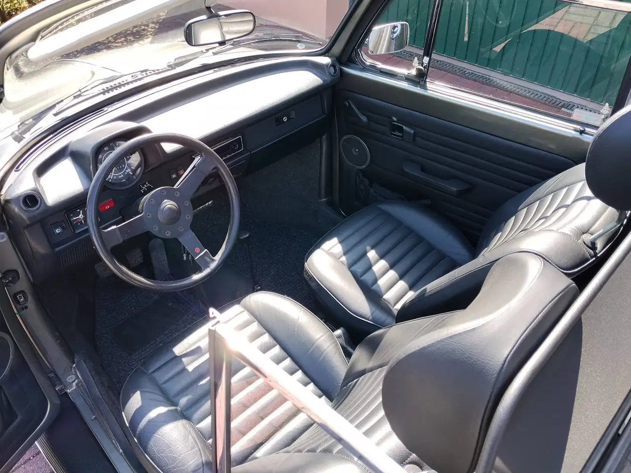Volkswagen Käfer Cabrio 1303, foto 6