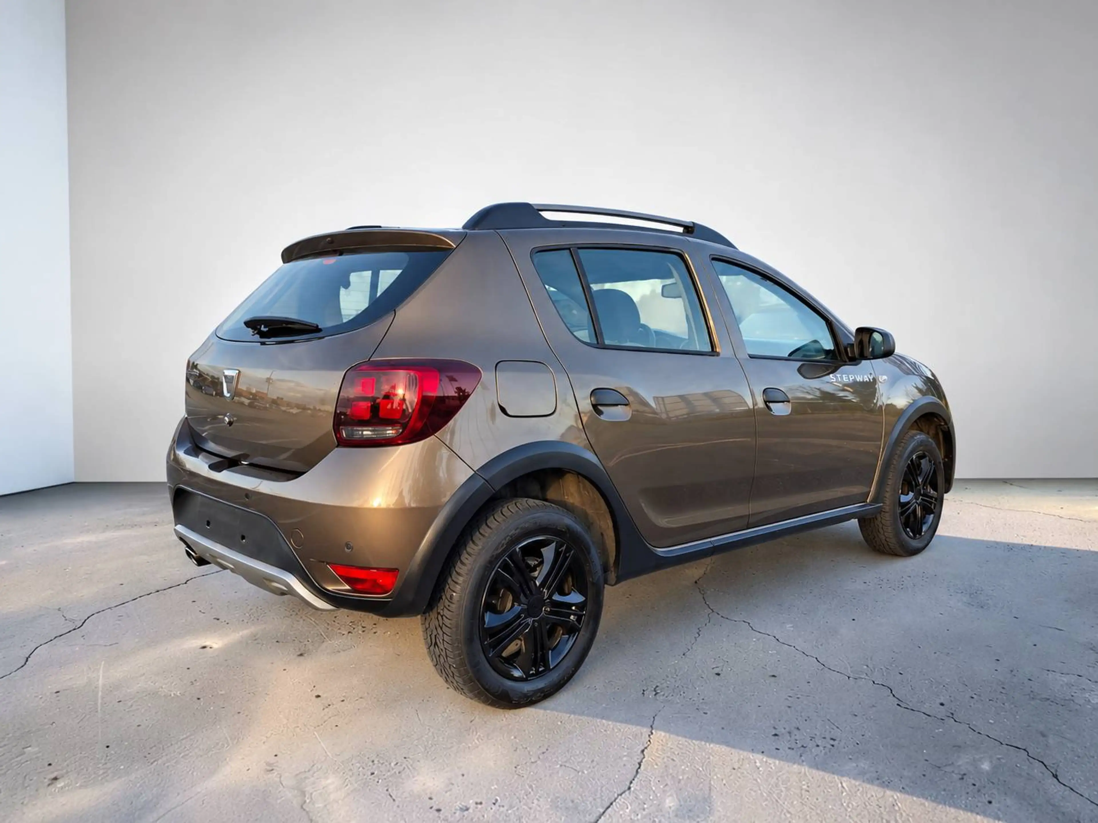Dacia Sandero Stepway Prestige — photo 7