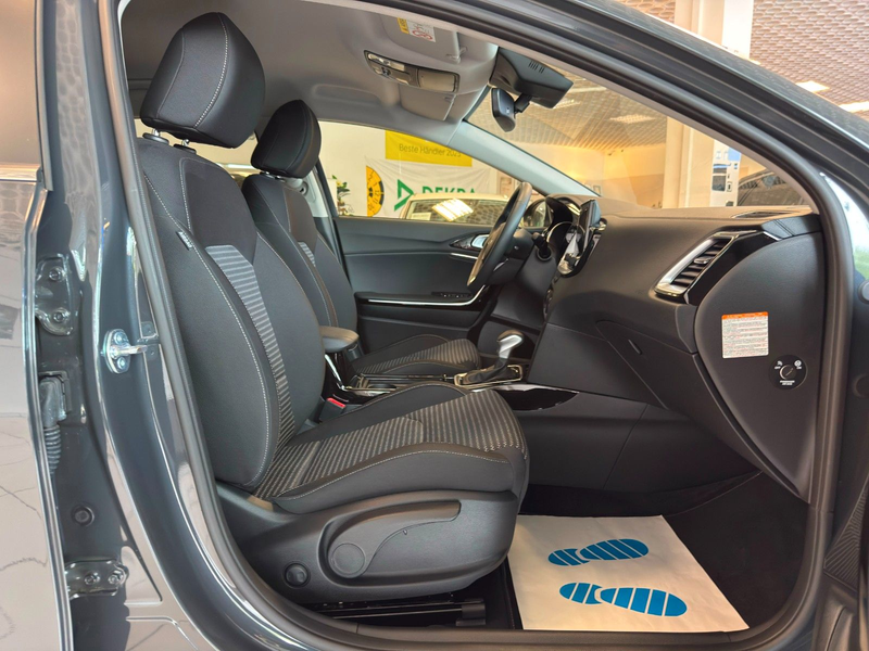 Kia Ceed SW / cee'd SW Ceed Sportswagon Ultimate*LED*KAMERA*NAVI*SHZ* — photo 14