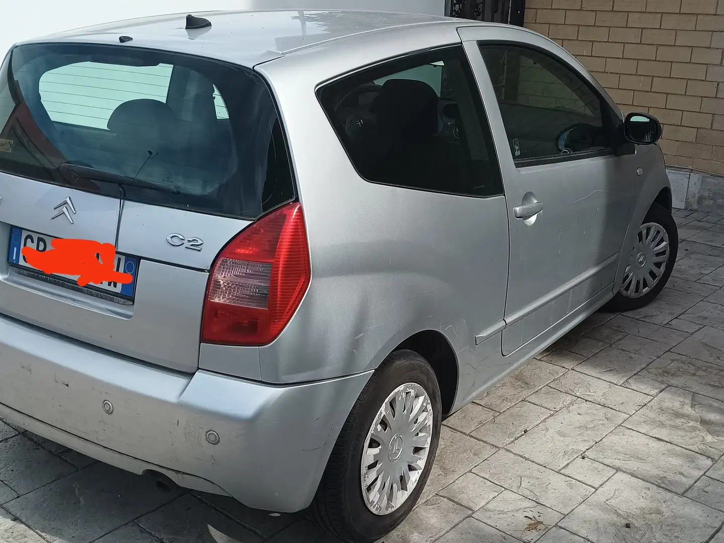 Citroen C2 C2 1.1 Exclusive c/abs Plateado - 1