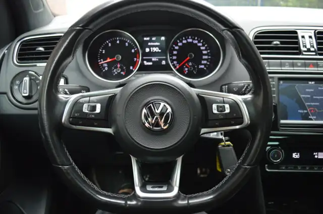 Volkswagen Polo view 15
