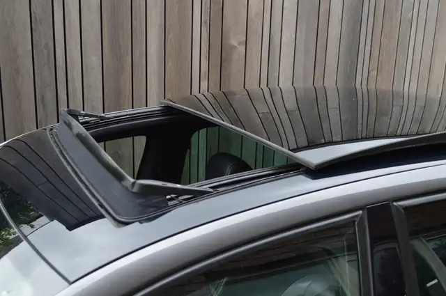 Volkswagen Polo view 5