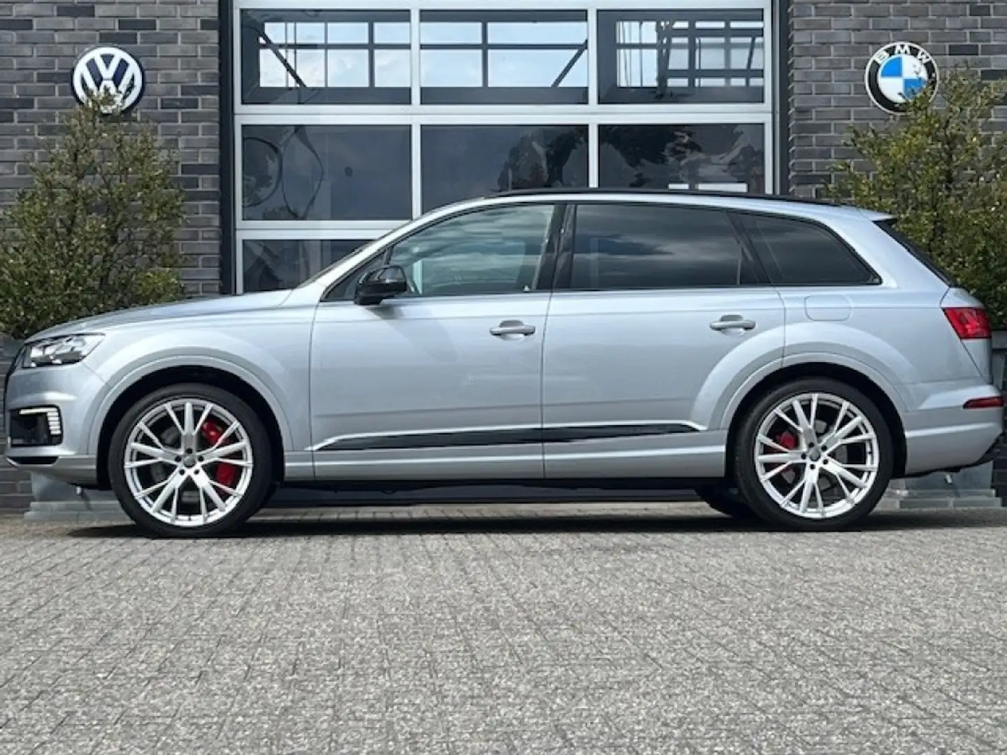 Audi Q7 3.0 TDI E-TR. Q. S-LINE - ORG. NL. - 2E EIG. - VOL Grijs - 2