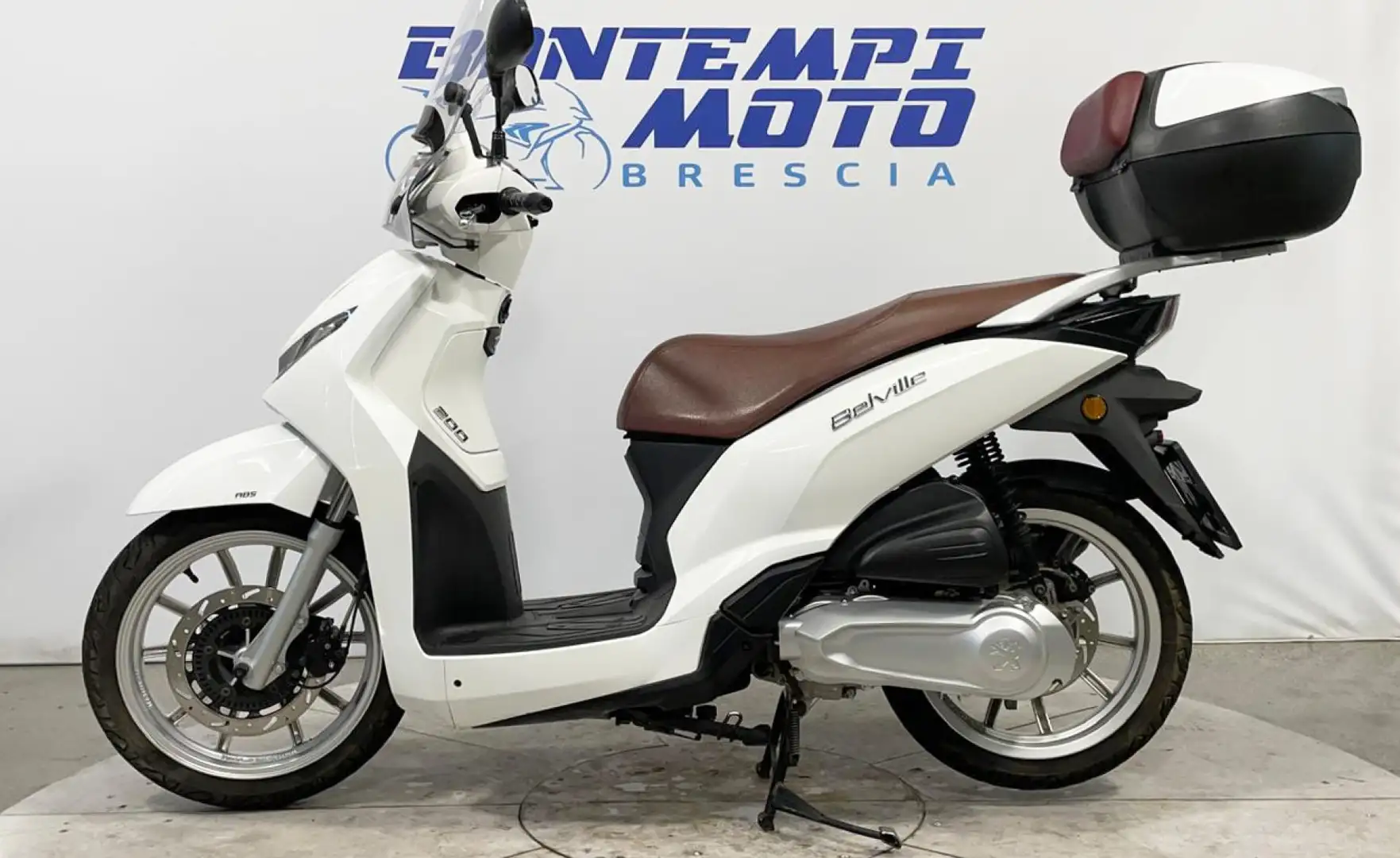 Peugeot Belville 200 2017 Bianco - 2