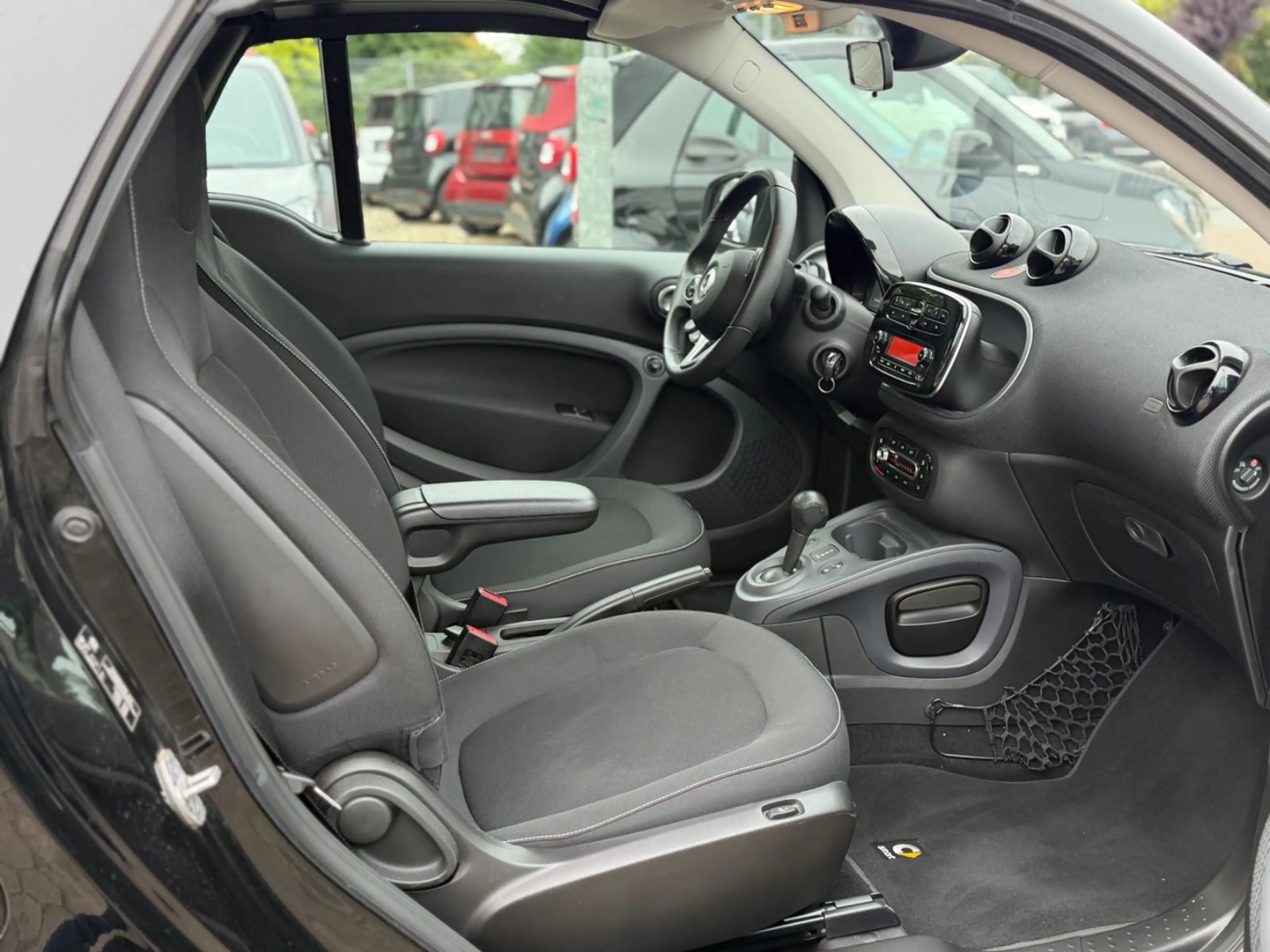 smart forTwo CABRIO*PASSION*EINPARKHILFE*1.HAND*90PS — photo 13