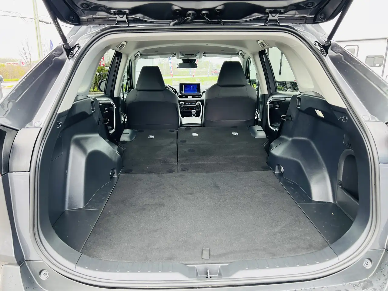 Toyota RAV 4 снимка Toyota RAV 4
