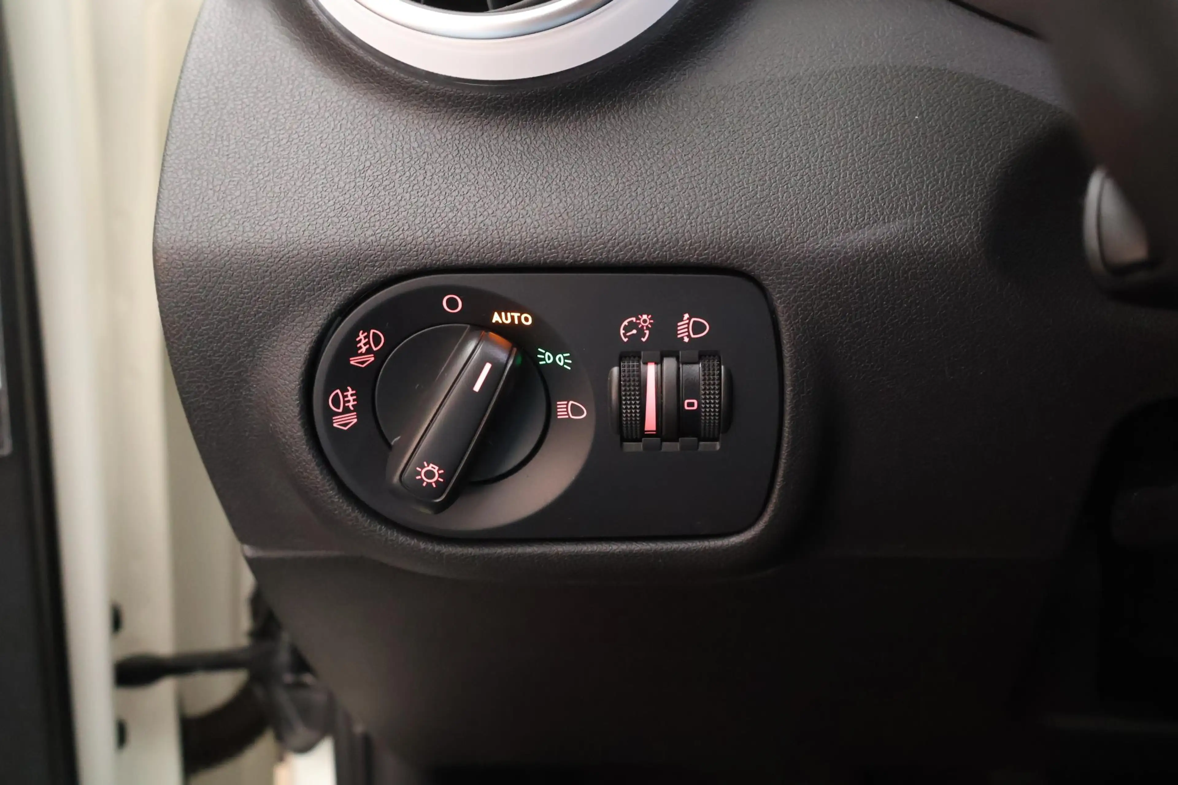 Audi A1 Sportback 1.2 TFSI 86pk Connect Trekhaak Navigatie — photo 14