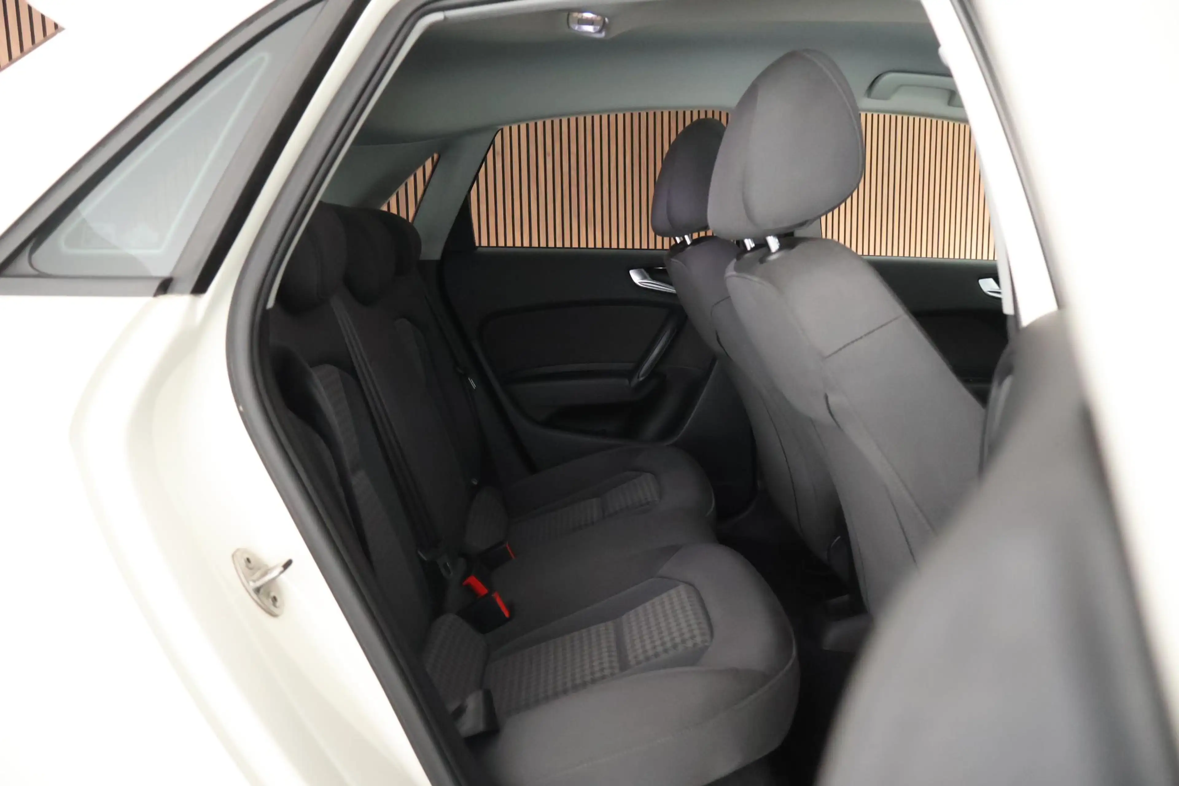 Audi A1 Sportback 1.2 TFSI 86pk Connect Trekhaak Navigatie — photo 10