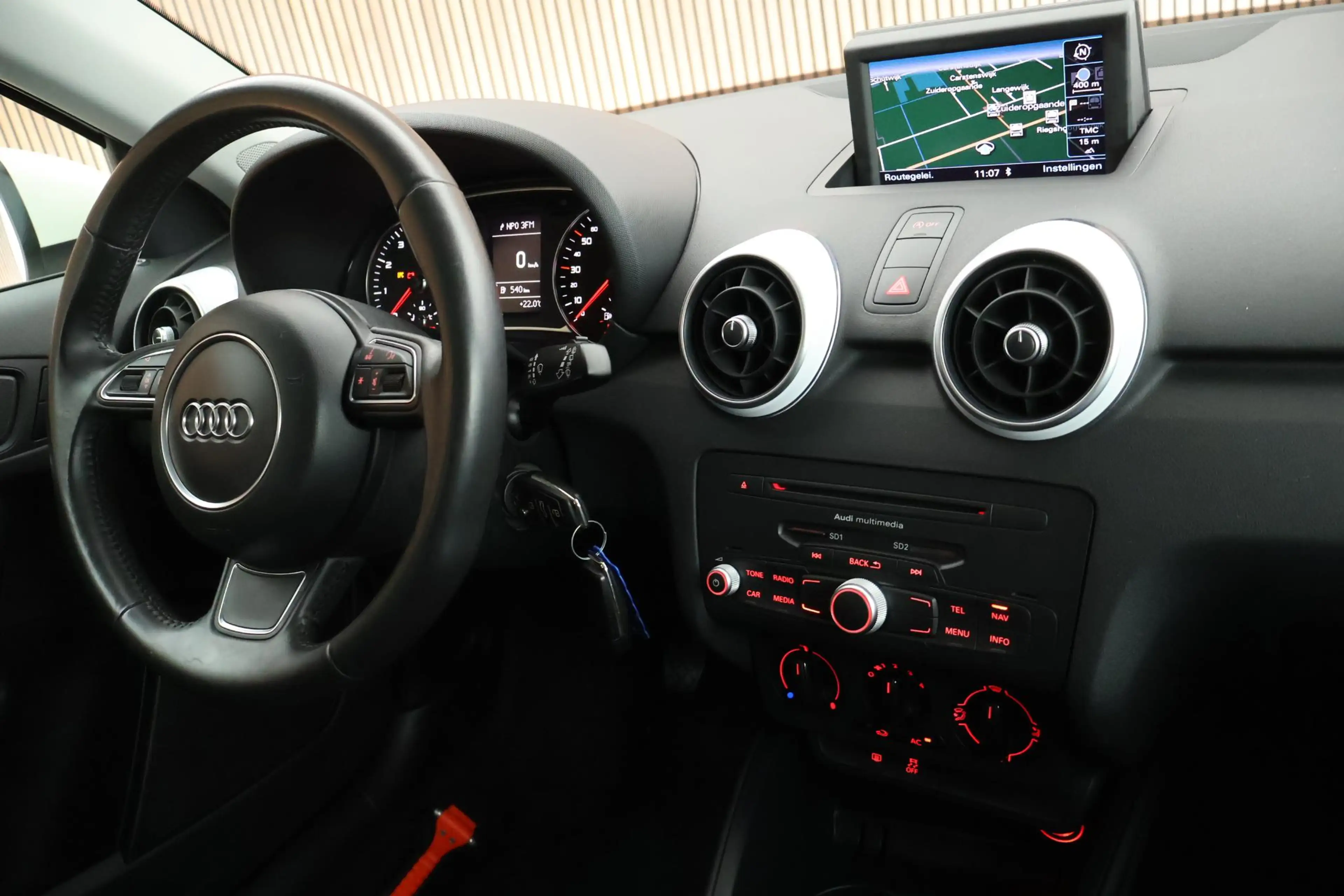 Audi A1 Sportback 1.2 TFSI 86pk Connect Trekhaak Navigatie — photo 3