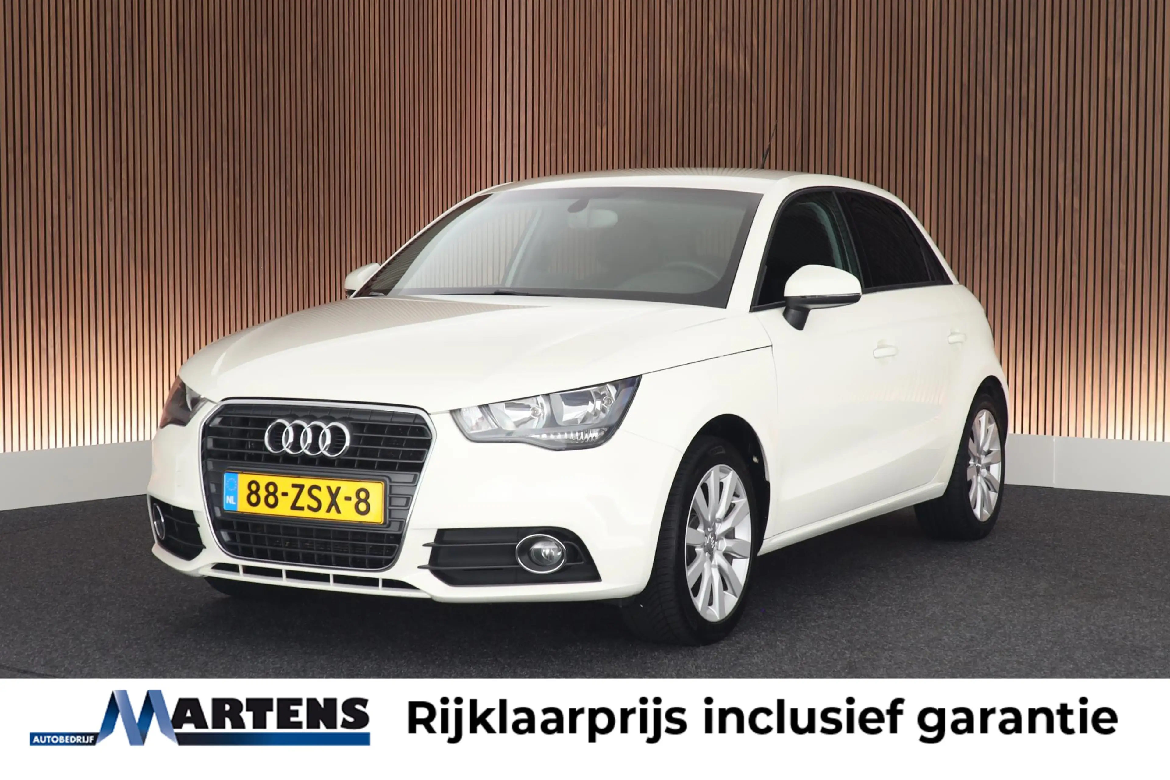 Audi A1 Sportback 1.2 TFSI 86pk Connect Trekhaak Navigatie
