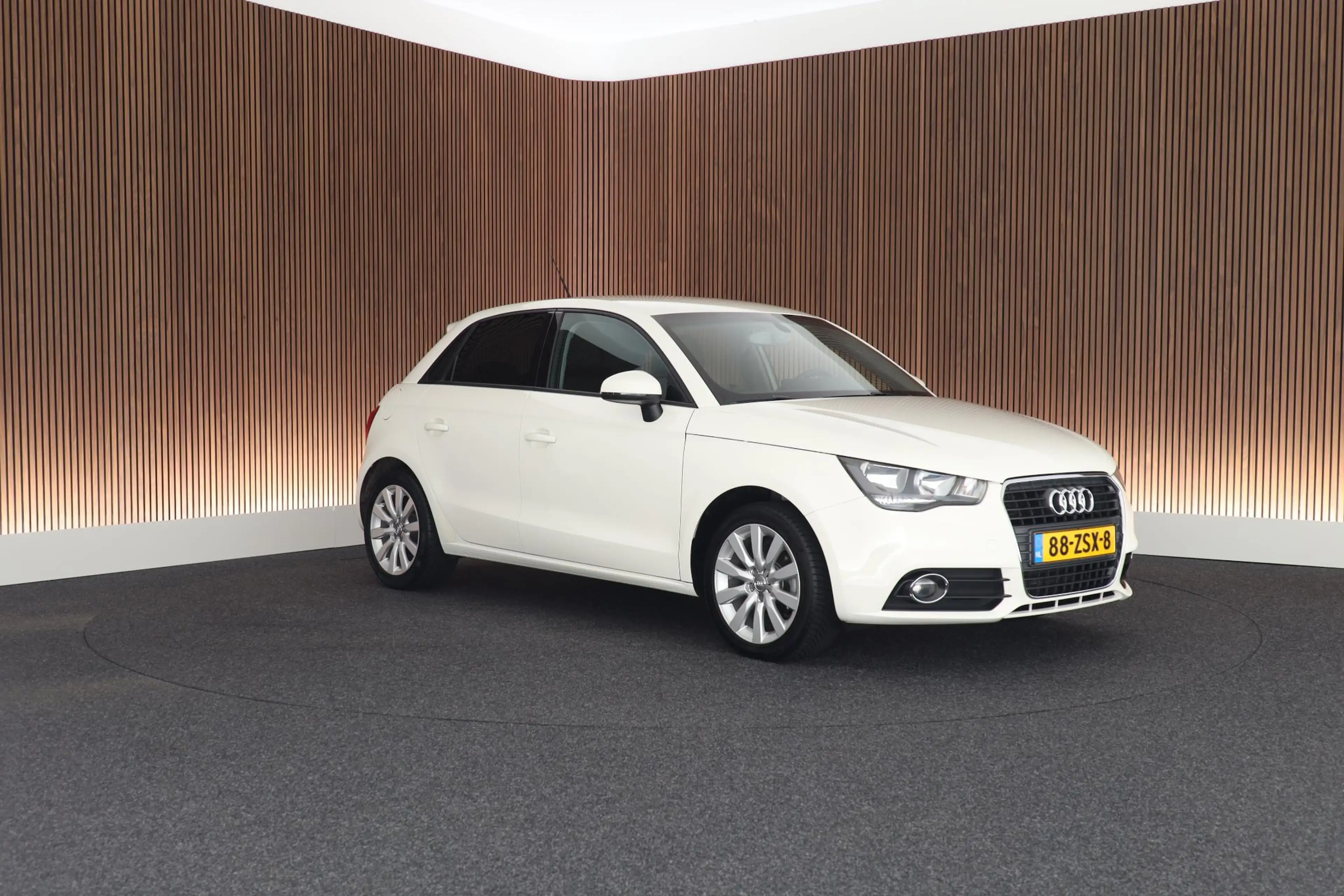 Audi A1 Sportback 1.2 TFSI 86pk Connect Trekhaak Navigatie — photo 9