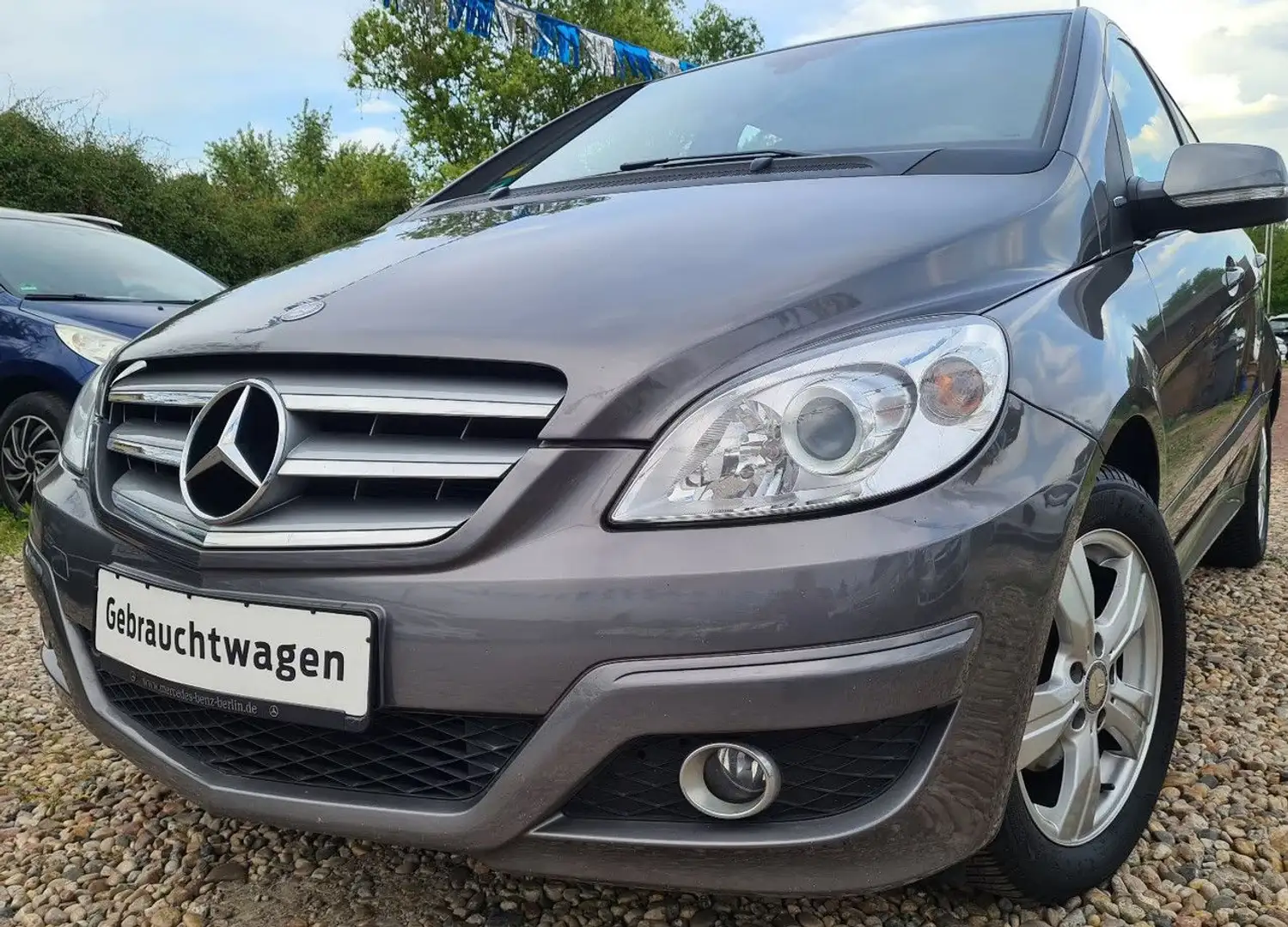 Mercedes-Benz B 180 B -Klasse BlueEfficiency Gris - 2