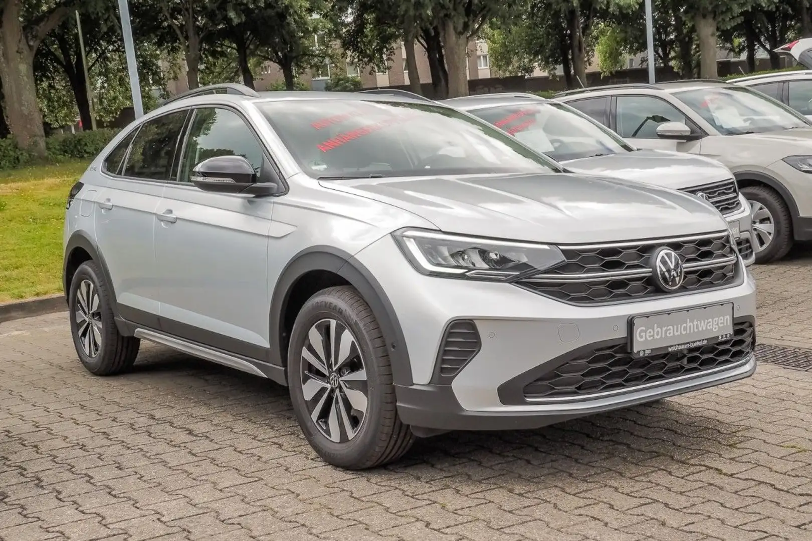 Volkswagen Taigo 1.0 TSI DSG Goal +AHK+Kamera+Navi Klima Silber - 2