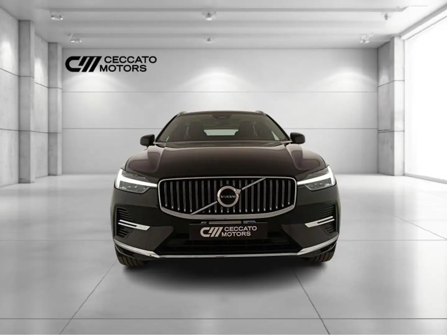 Volvo XC60 2.0 T6 recharge plug-in hybrid Inscription awd Zwart - 2