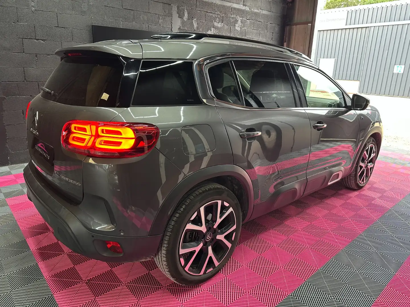 Citroen C5 Aircross Shine Pack Gris - 2