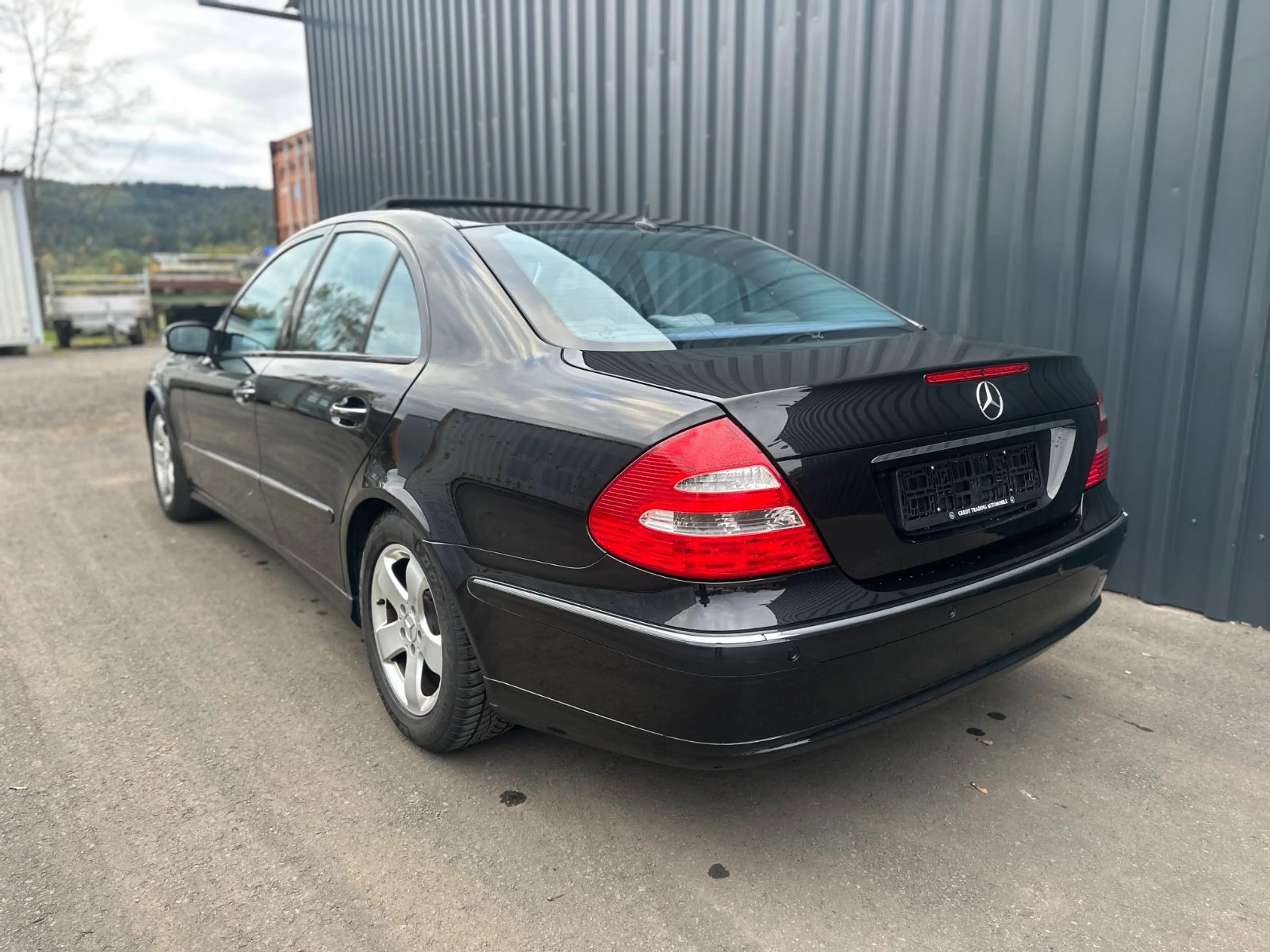 Mercedes-Benz E 220 CDI Automatik — photo 4