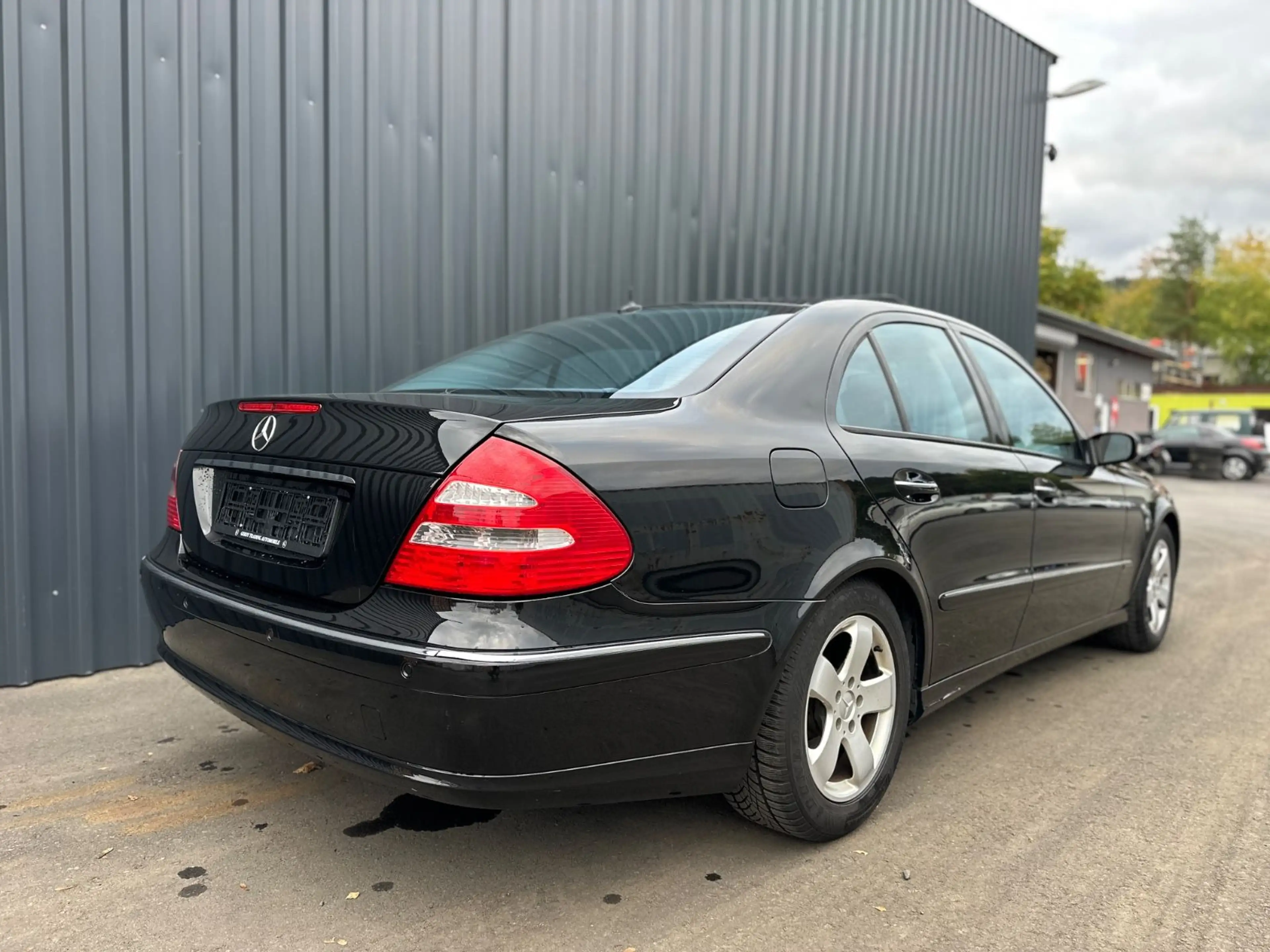 Mercedes-Benz E 220 CDI Automatik — photo 6