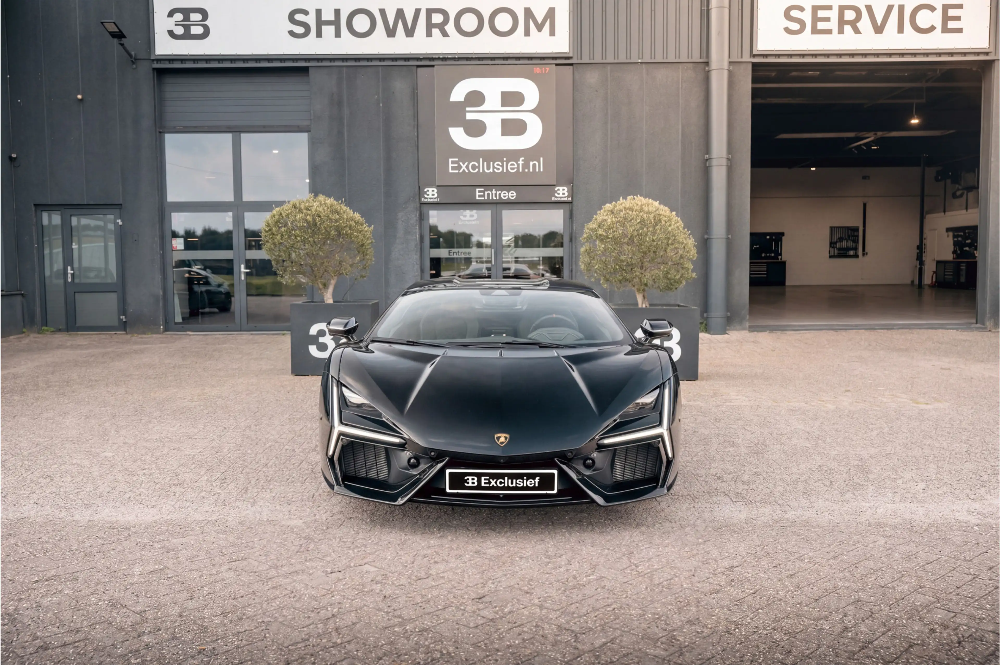 Lamborghini Revuelto Revuelto 6.5 1015 PK Coupe — photo 3