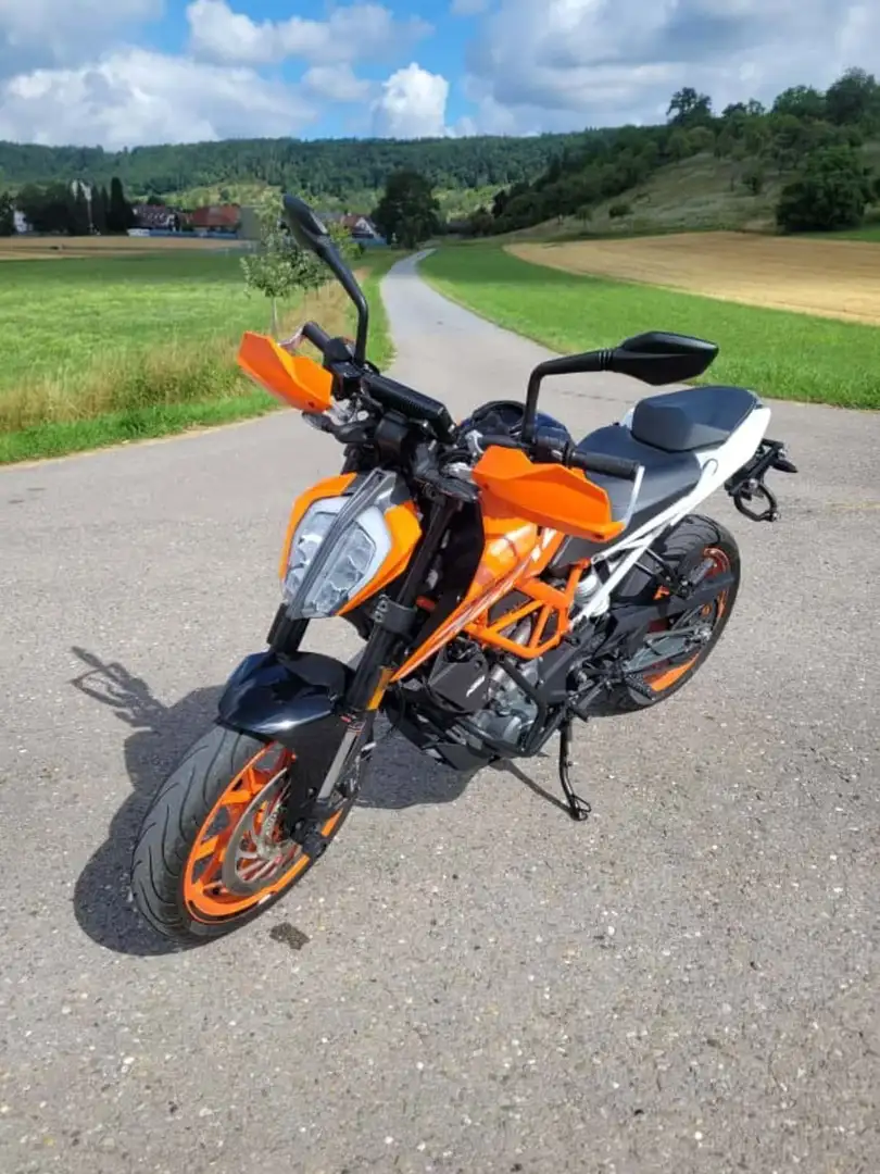 KTM 390 Duke Arancione - 1