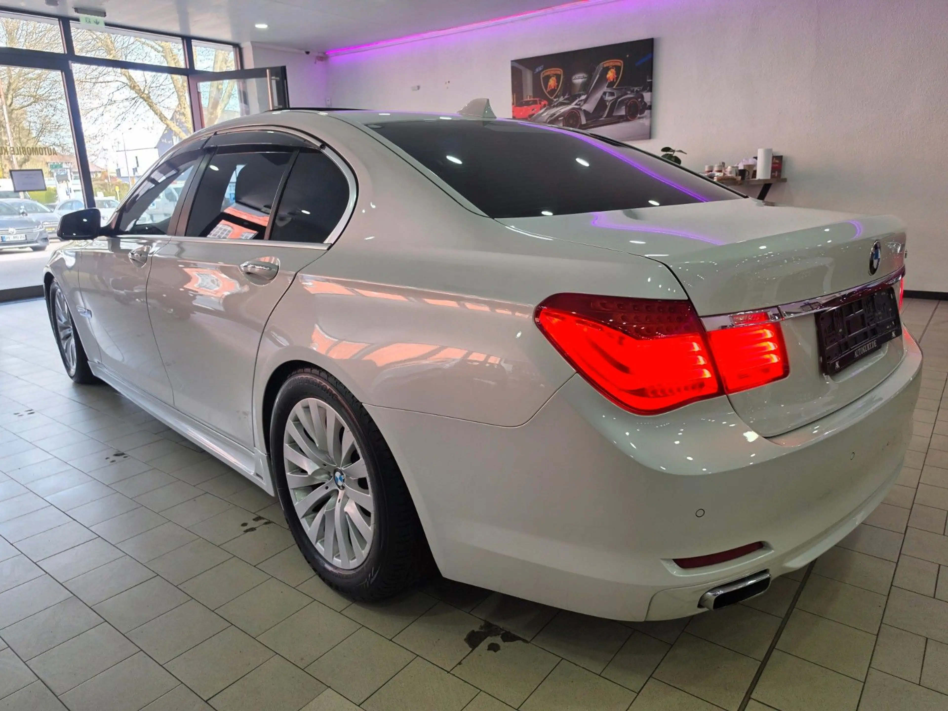 BMW 750 i Hamann Navi Klima Scheckheft Sportpaket — photo 12
