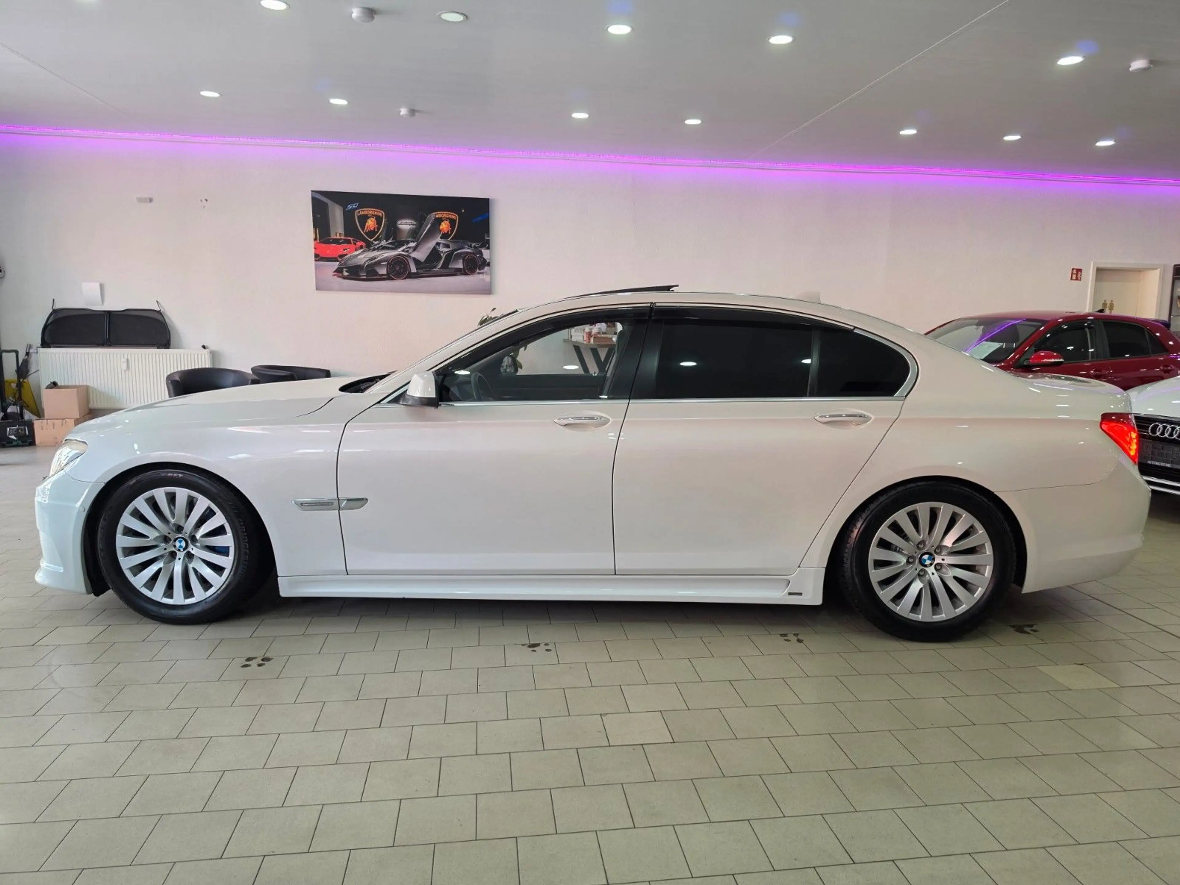 BMW 750 i Hamann Navi Klima Scheckheft Sportpaket — photo 3