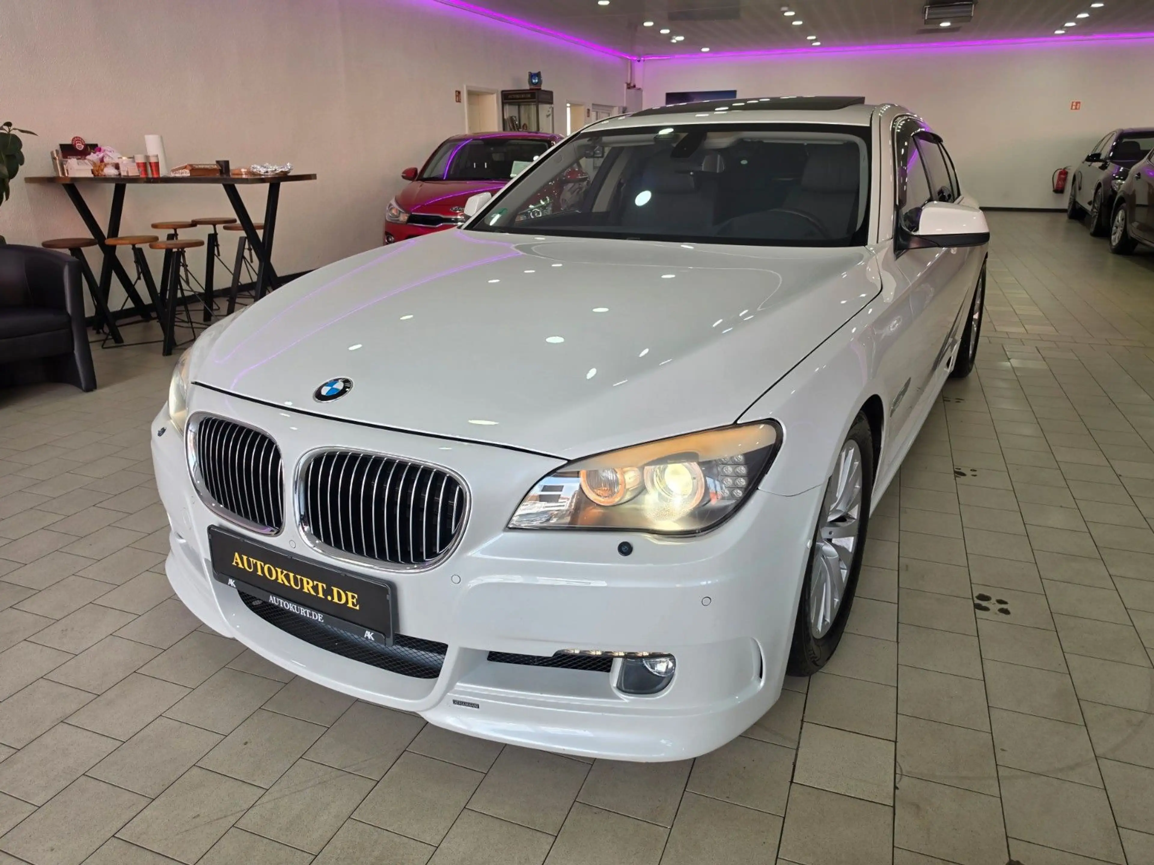 BMW 750 i Hamann Navi Klima Scheckheft Sportpaket — photo 2