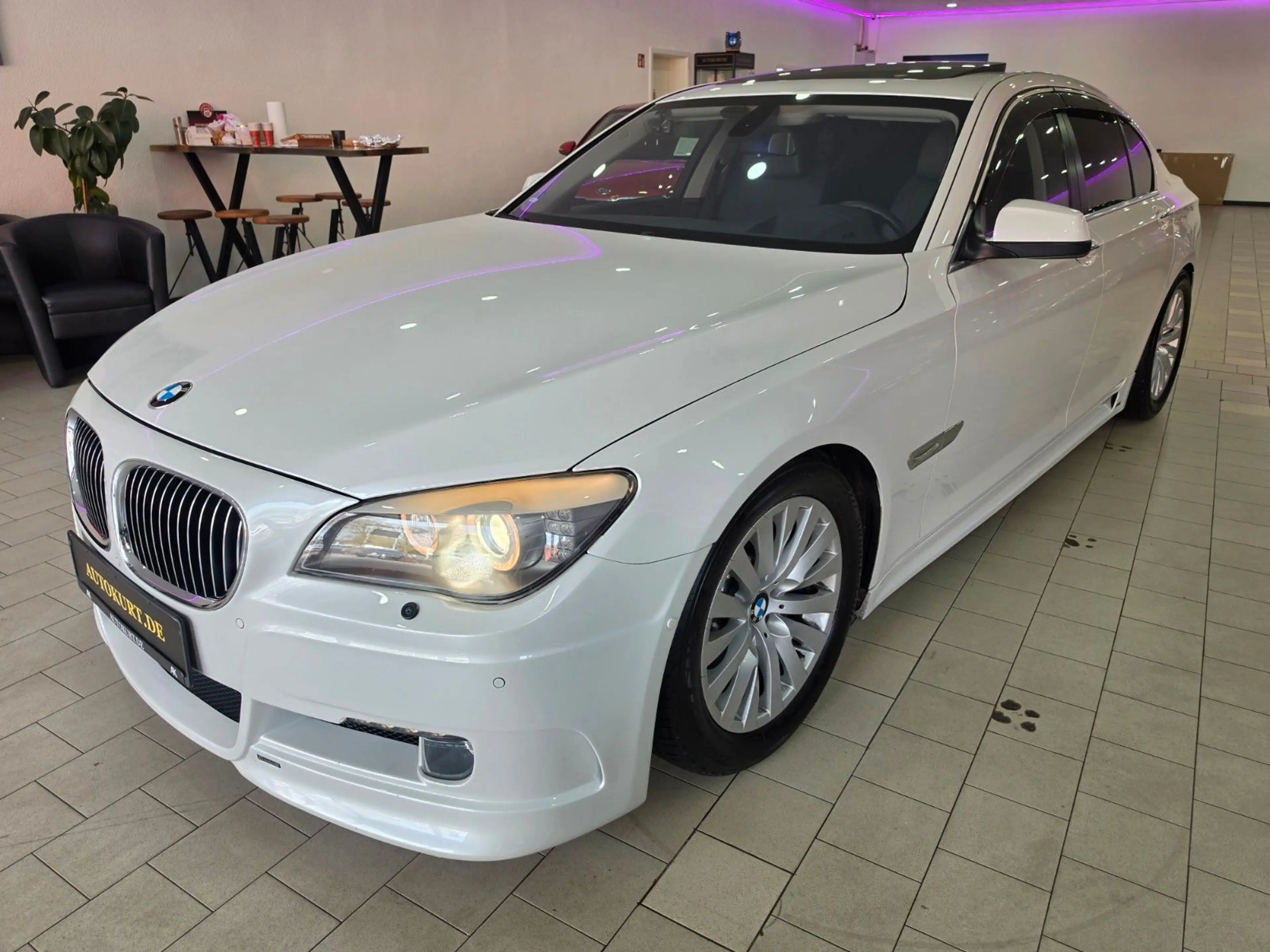 BMW 750 i Hamann Navi Klima Scheckheft Sportpaket