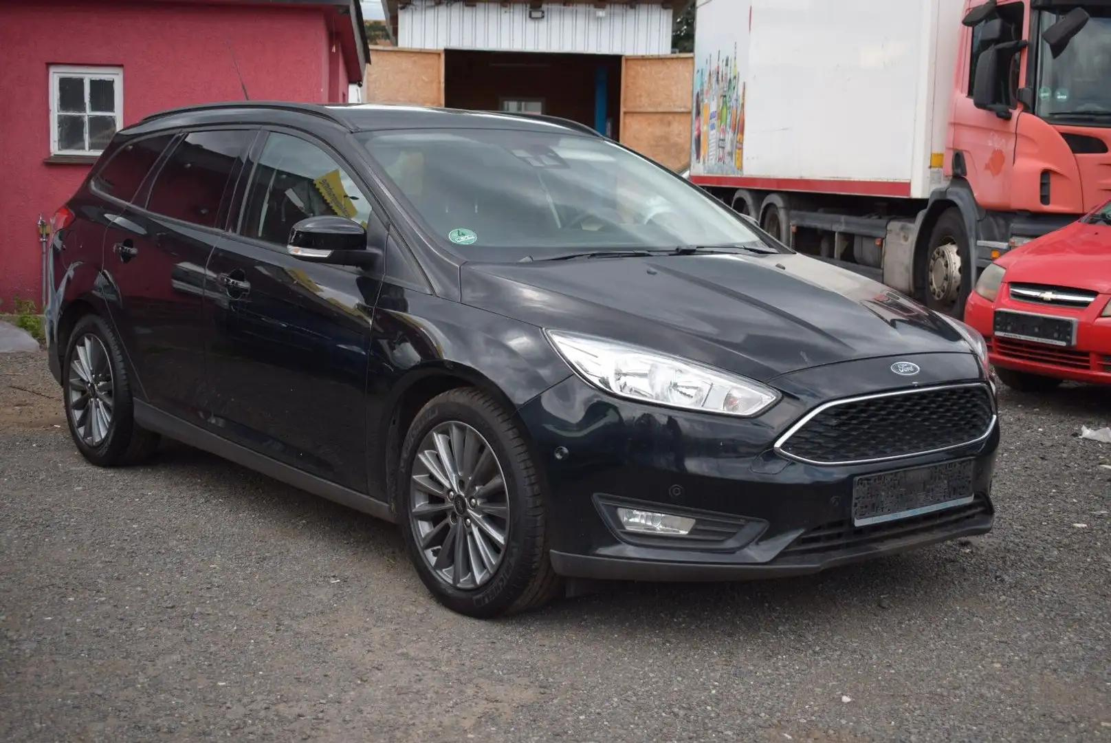 Ford Focus Turnier Business Schwarz - 2