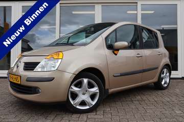 1.6-16V Initiale, Airco, Cruise, Trekhaak, PANO, P