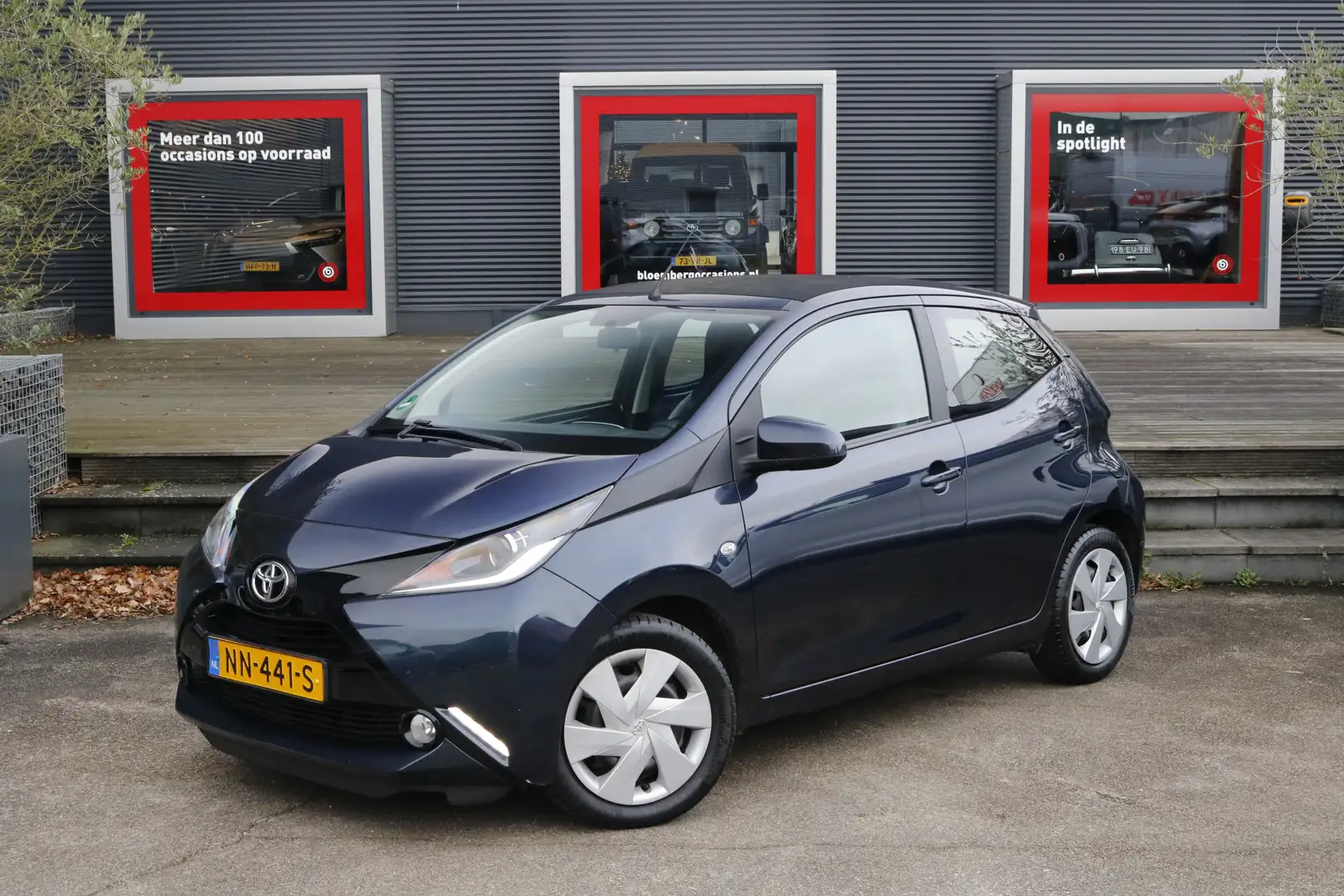 Toyota Aygo 1.0 VVT-i x-wave | Cabriodak | 41.533 KM | Blauw - 1
