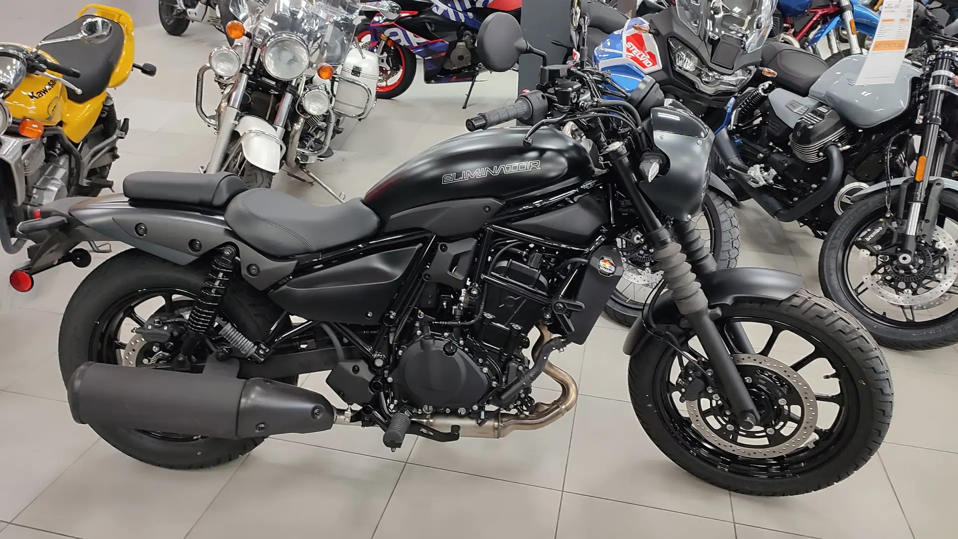Kawasaki Eliminator 500 SE Чорний - 1