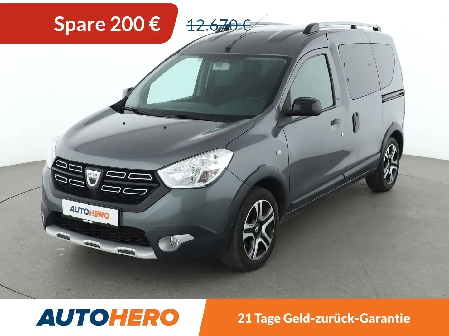 Dacia Dokker 1.2 TCe Stepway Celebration *NAVI*TEMPO*PDC*SHZ* Grau - 1