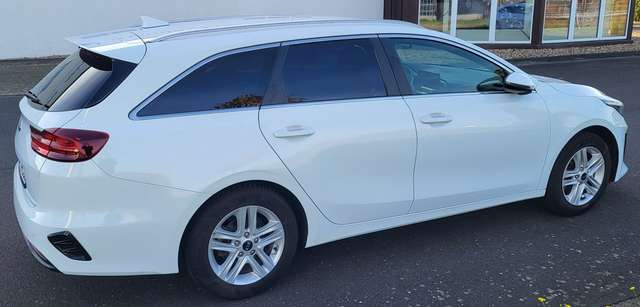 Kia Ceed SW / cee'd SW 1.4 T-GDI Vision, Garantie bis 06/27, 140 PS, Navi