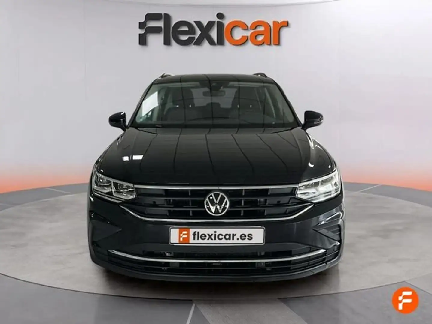 Volkswagen Tiguan 2.0TDI Life DSG 110kW Schwarz - 2