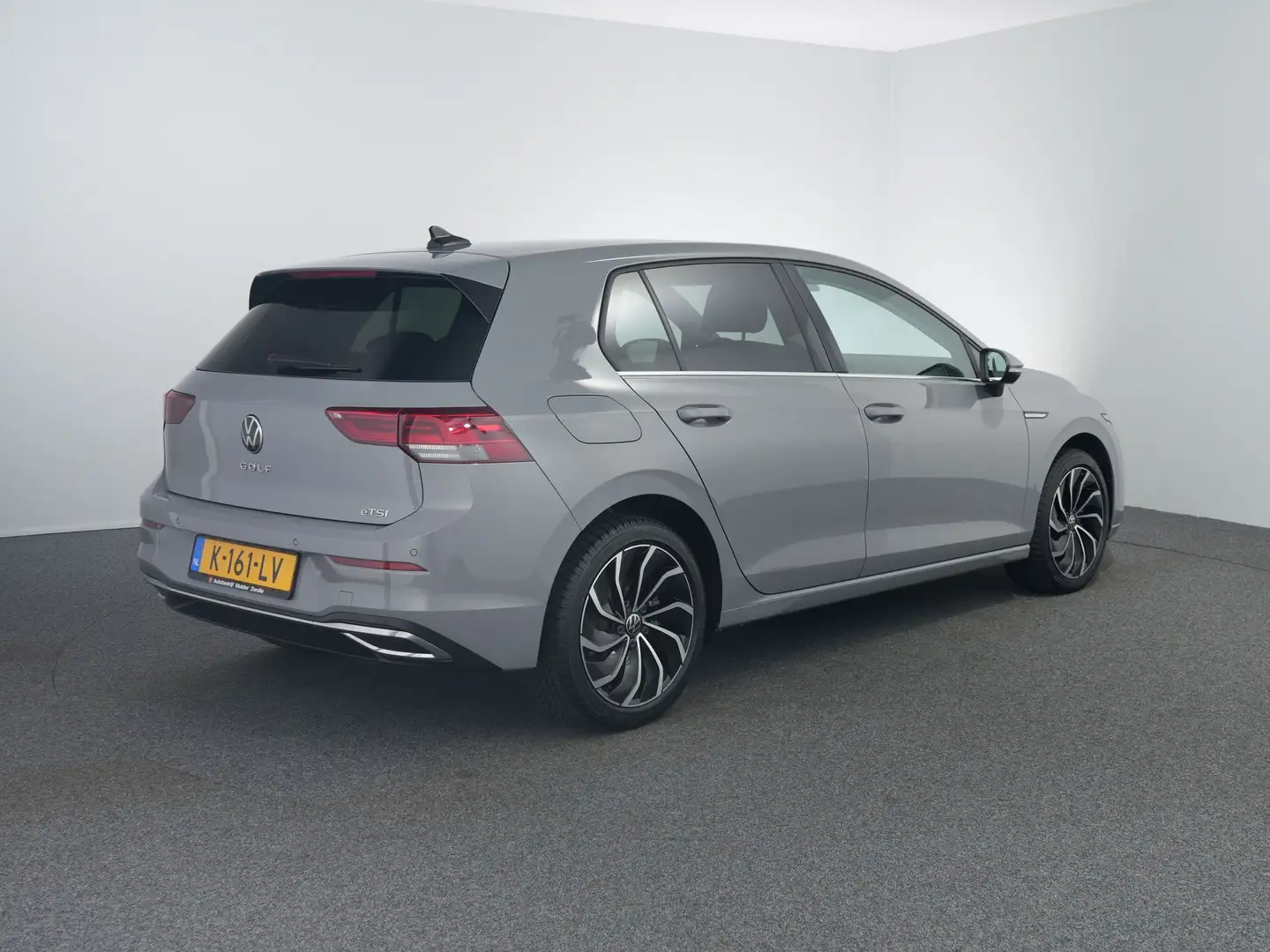 Volkswagen Golf 1.5 eTSI Style business | Clima | Camera | Grijs - 2
