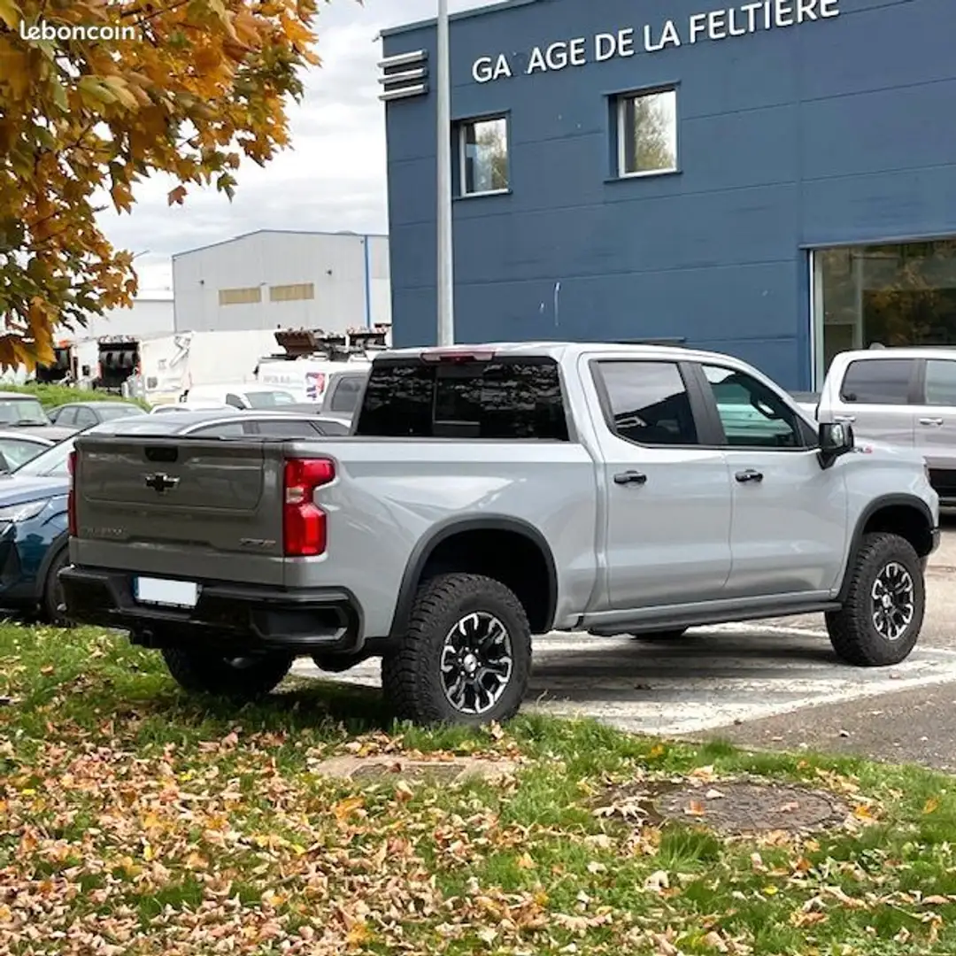 Chevrolet Silverado zr2 Gris - 2