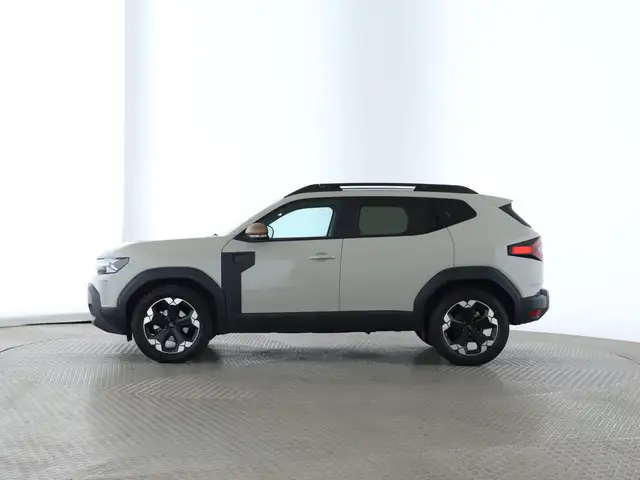 Dacia Duster view 2