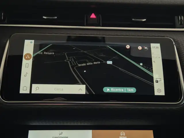 Land Rover Range Rover Evoque view 11