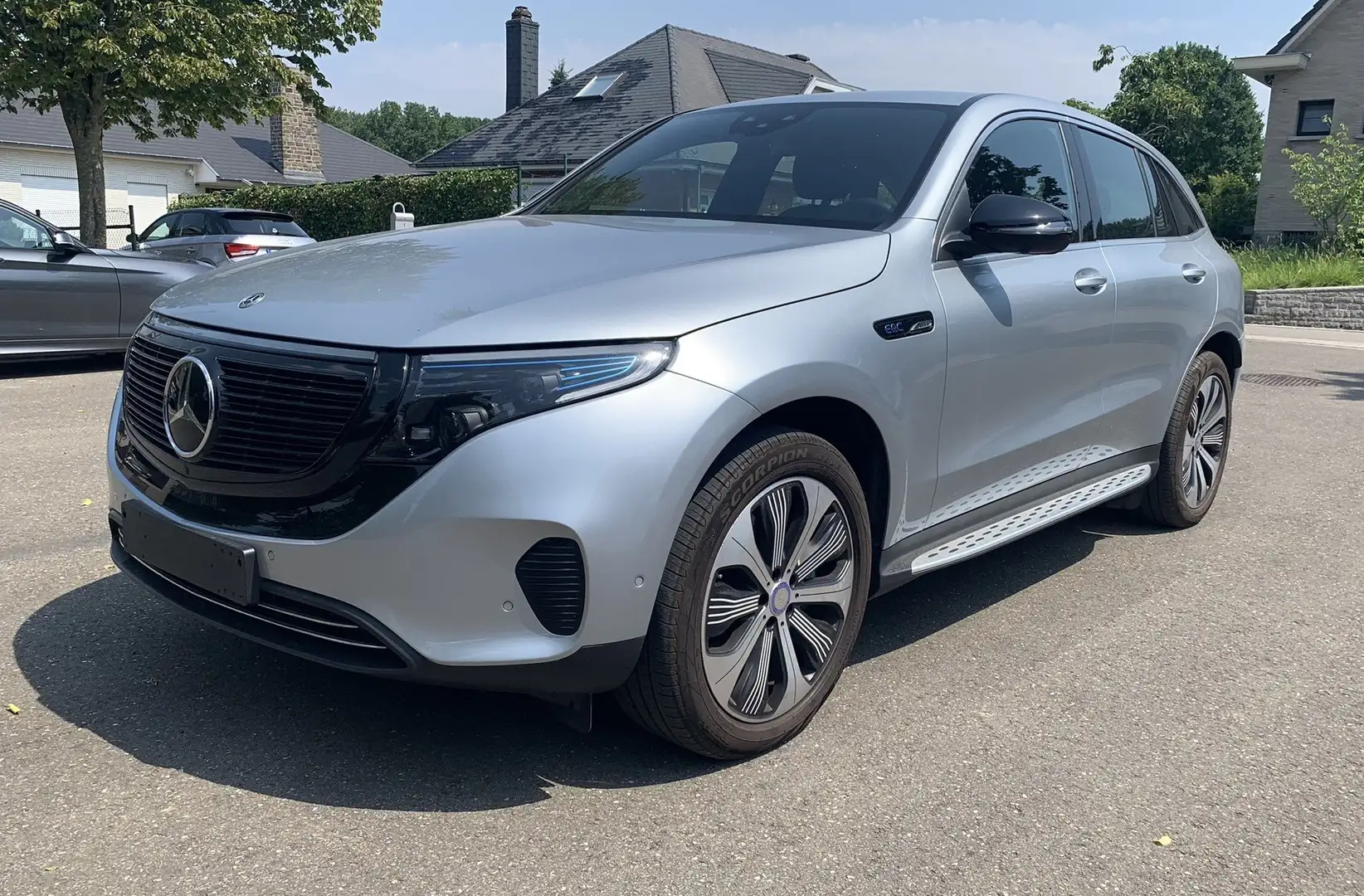 Mercedes-Benz EQC 400 4Matic/Edition Spéciale 1886/Navi/Burmester... Gris - 1