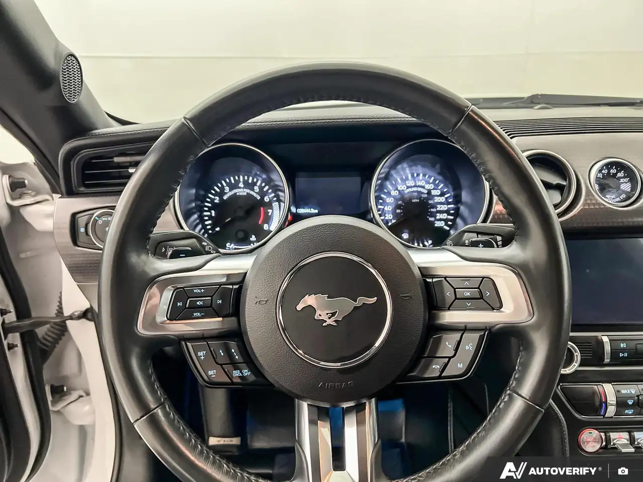 Ford Mustang снимка Ford Mustang