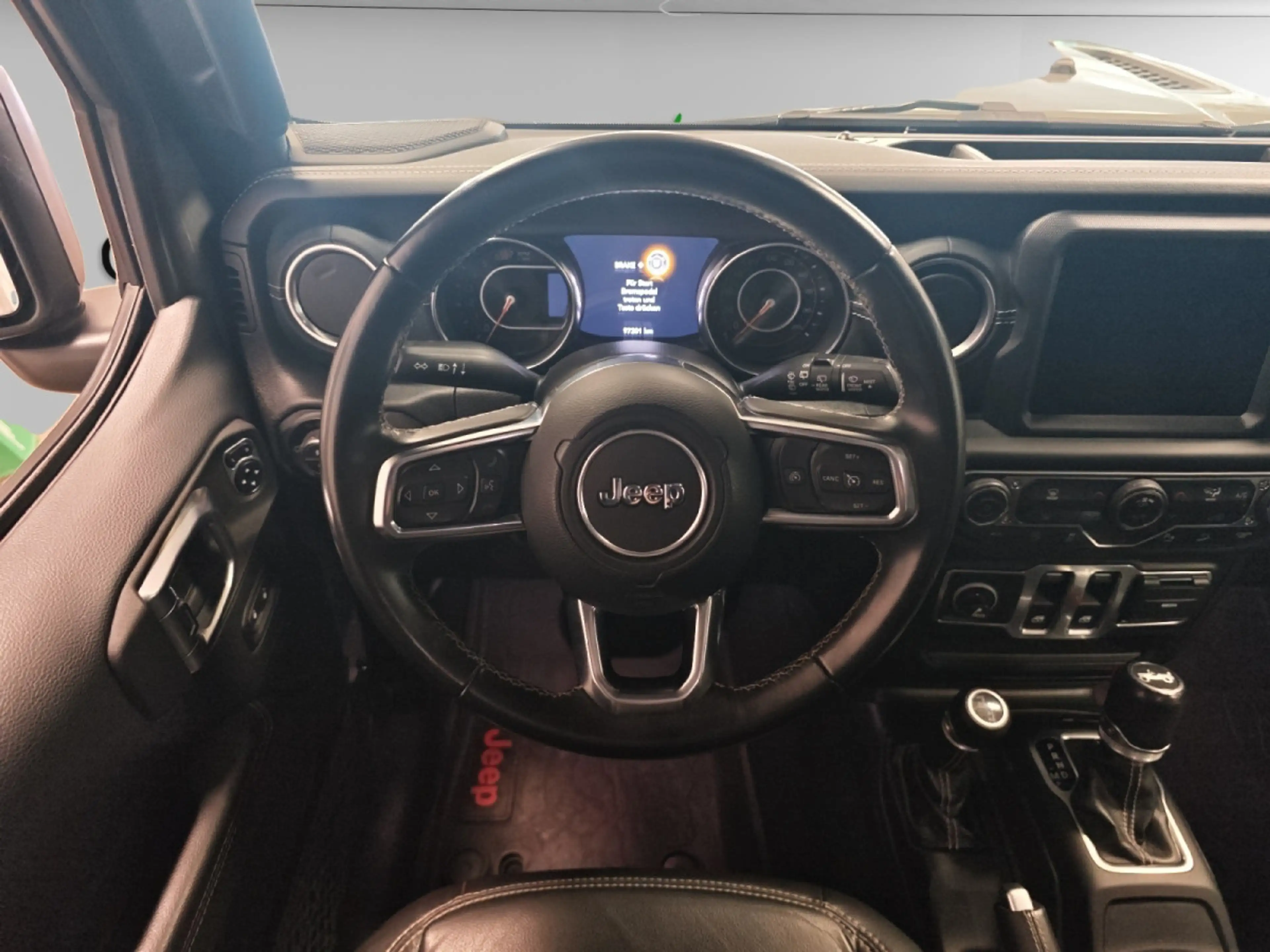 Jeep Wrangler Sahara 2.0 T-GDI — photo 13