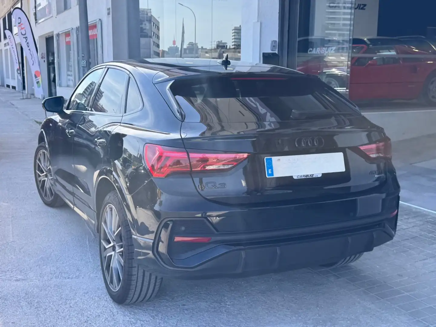 Audi Q3 Sportback 40 TDI Black line quattro S tronic 147kW Negro - 2