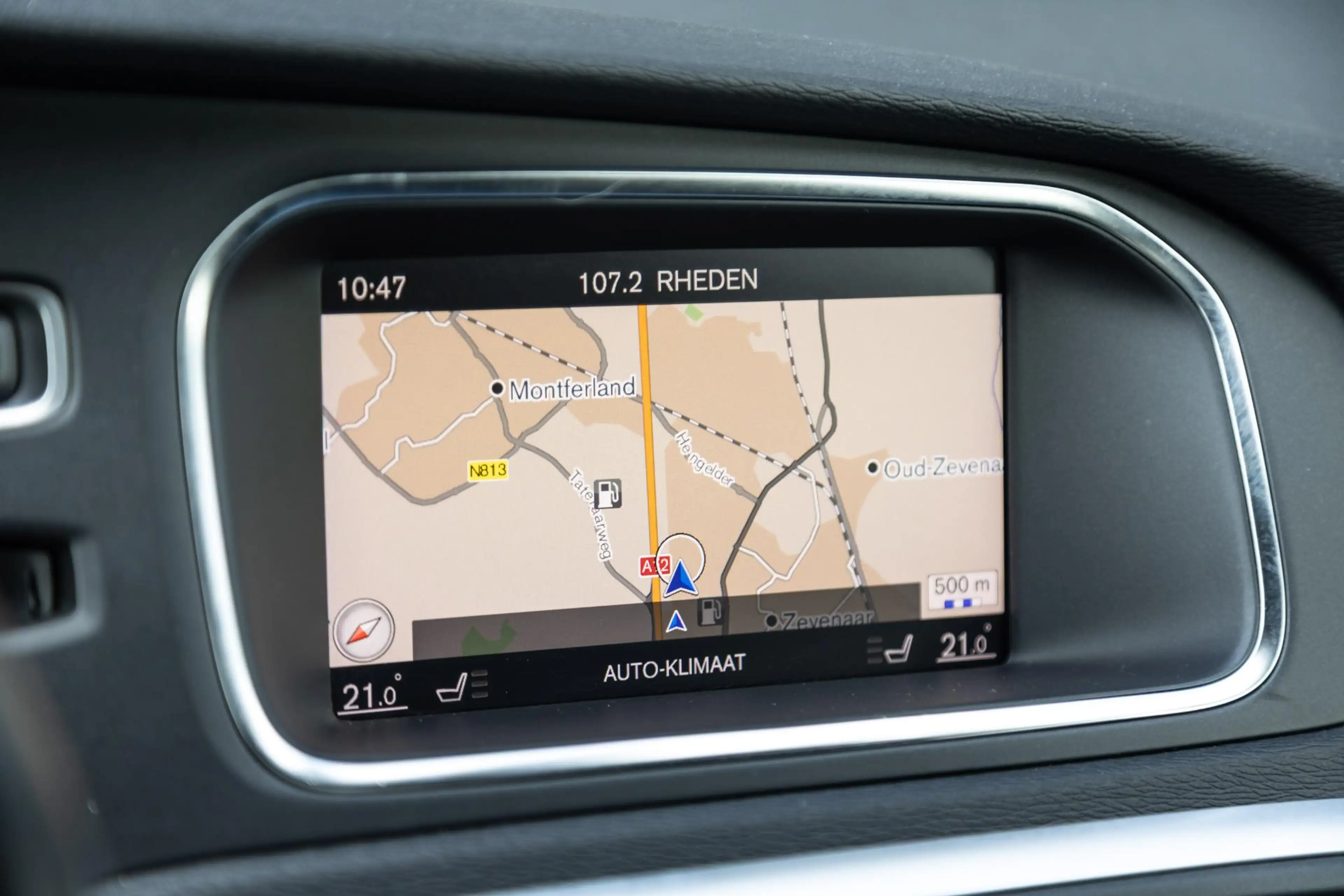 Volvo V40 2.0 T4 Business Sport | R-Design | Panoramadak | A — photo 9