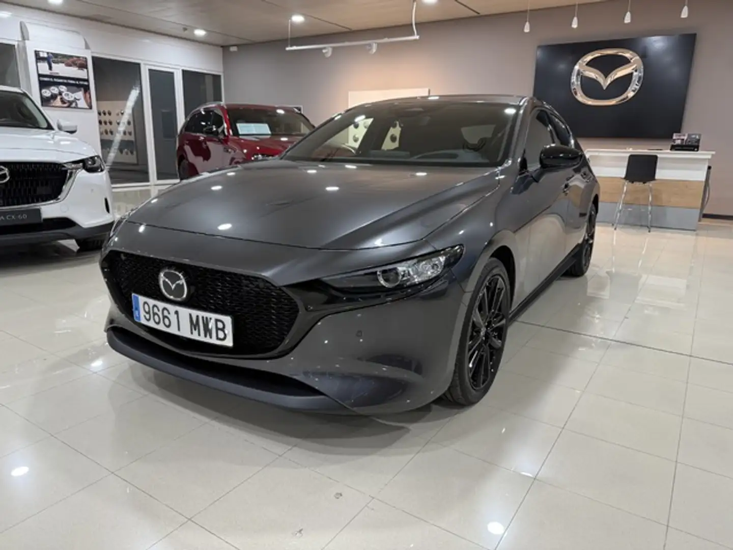 Mazda 3 2.5 e-Skyactiv-G Homura 103kW Gris - 2