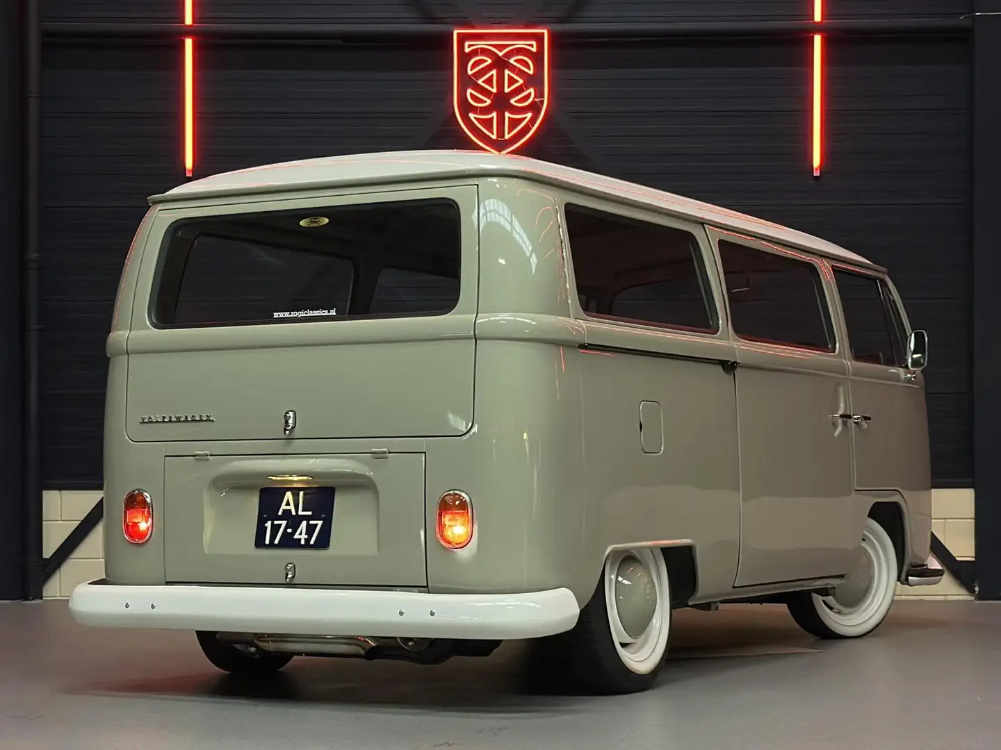 Volkswagen T2A 1600 Grijs - 2